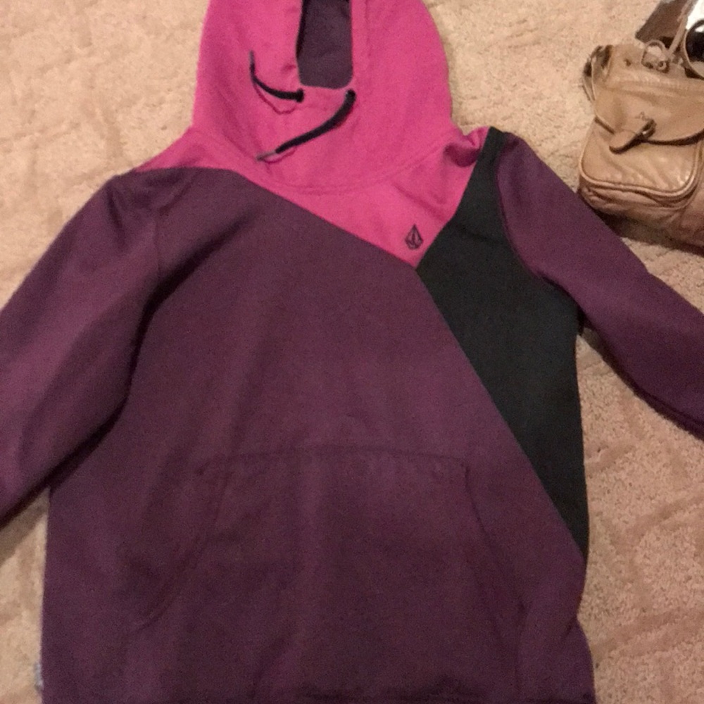 Volcom sweatshirt